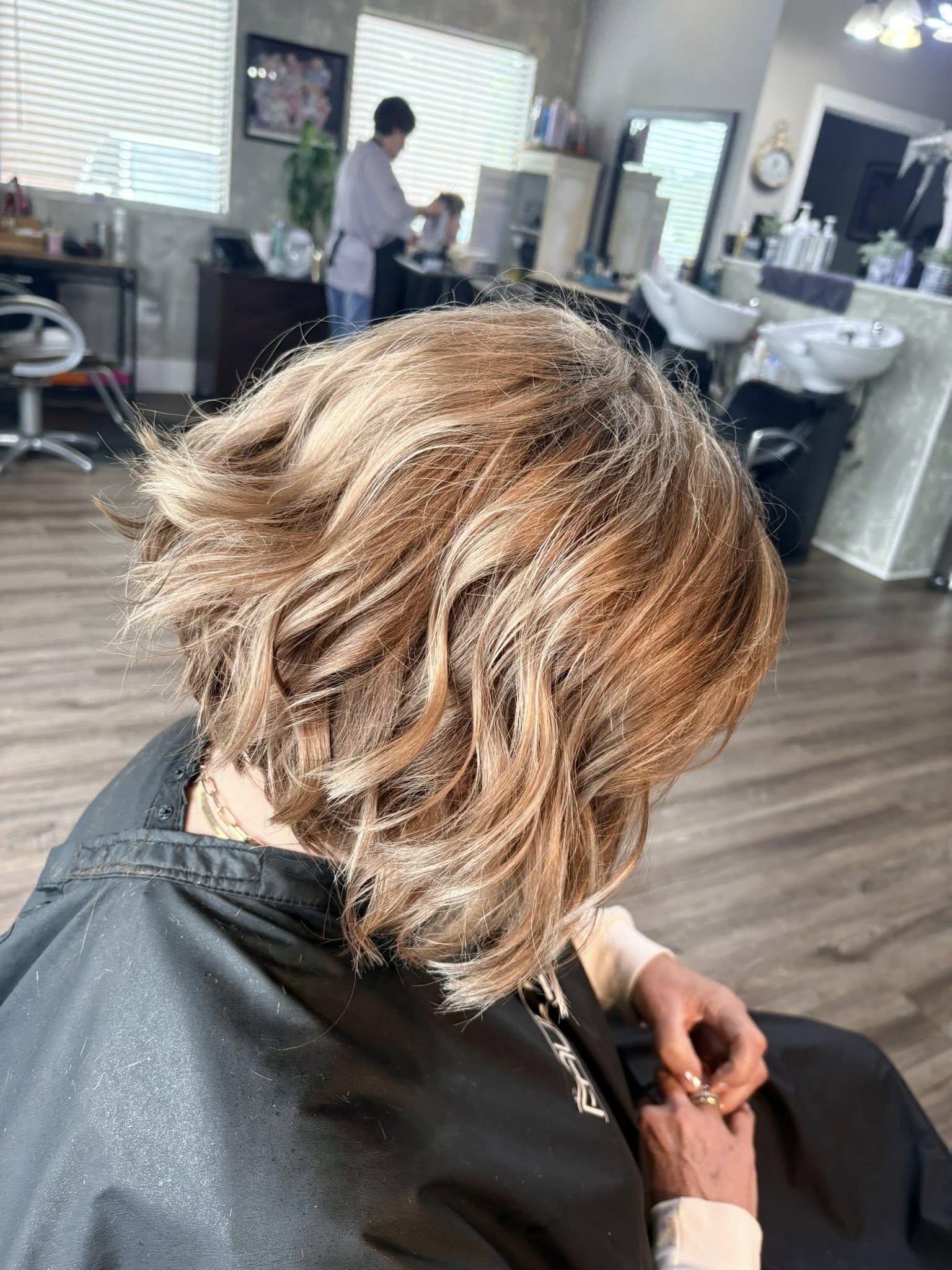 Mood Swings Salon and Spa 1